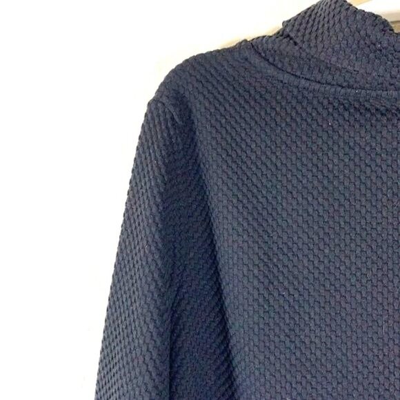 Souluxe Black Long Sleeve Textured Fabric Roll Neck Sweater, Sz Medium - Picture 5 of 5